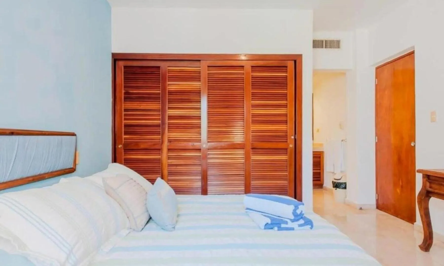 Private Balcony I Gated Playacar I Pool On Site! Apartment Playa del Carmen